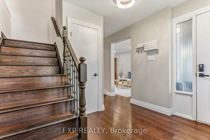 Property Photo:  4512 Cedarbrook Lane  ON L3J 0B2 