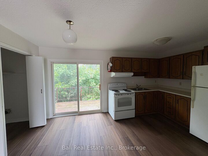 Property Photo: 48 Anne Street 2 ON K0M 1A0