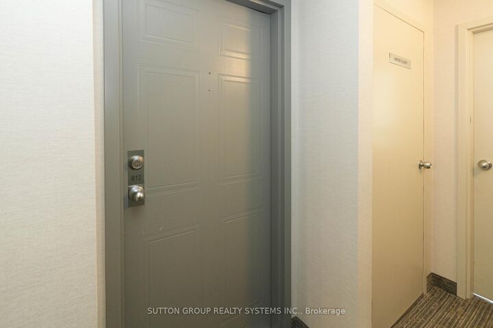 Property Photo:  1508 Pilgrims Way 812  ON L6M 3H1 