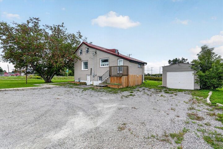 Property Photo:  6 Sunkist Road  ON L0E 1N0 