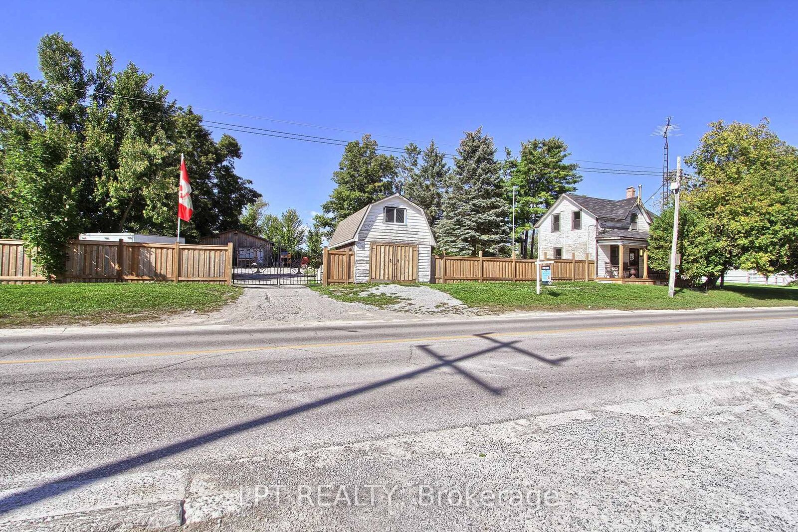 Property Photo:  263 Glenarm Road  ON K0M 2T0 