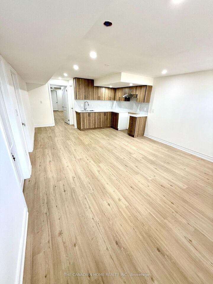 Property Photo:  70 Abercrombie Crescent Bsmnt  ON L7A 4N1 
