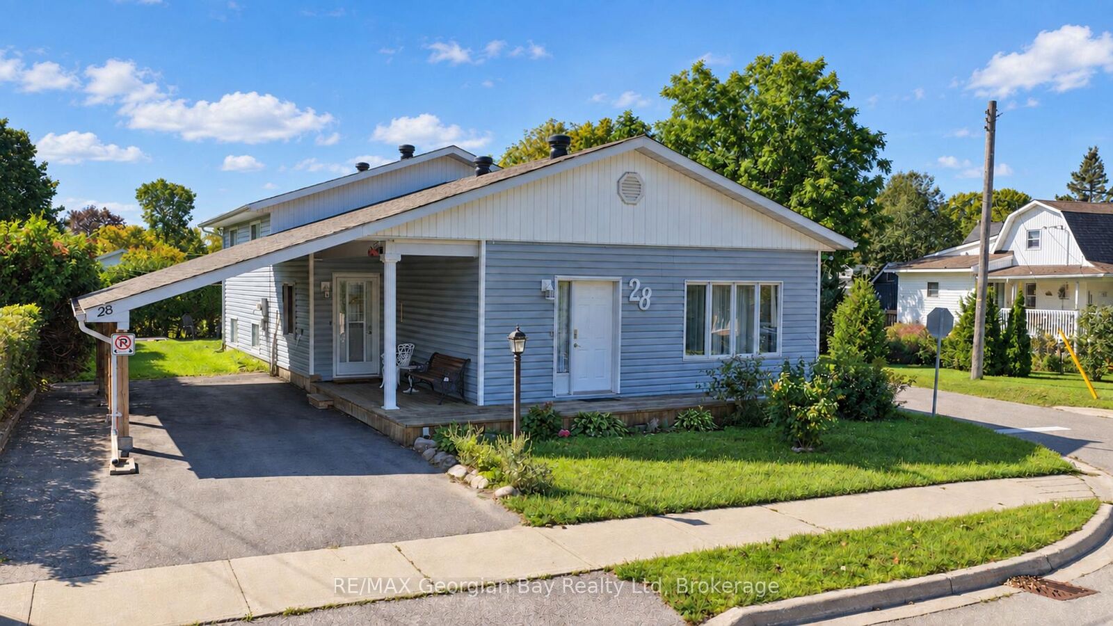 Property Photo: 28 Sheridan Street ON L9M 1C4