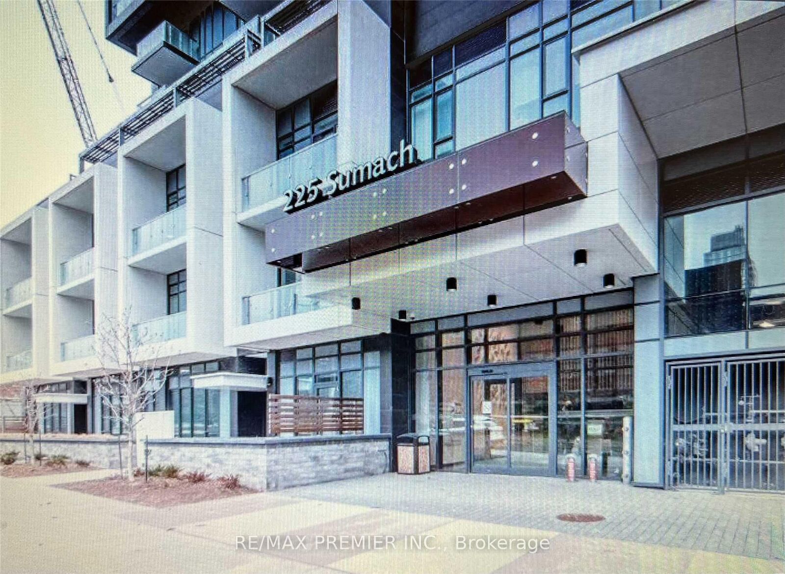 Property Photo:  225 Sumach Street 912  ON M5A 0P8 
