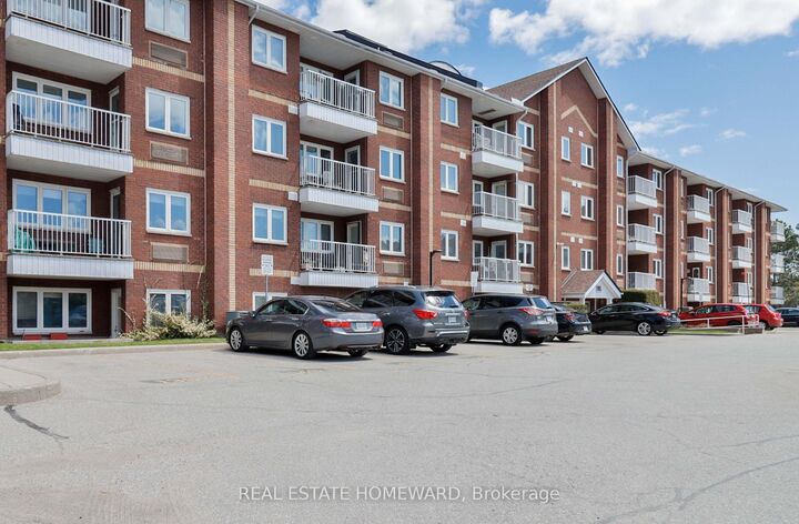 Property Photo:  195 Lake Driveway Drive W 304  ON L1S 7H7 