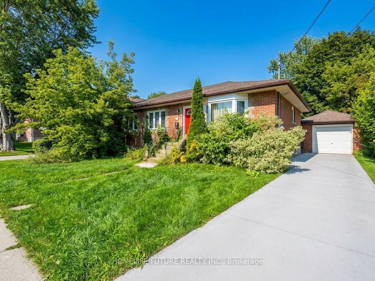 Property Photo:  125 Annes Street  ON L1N 5K2 