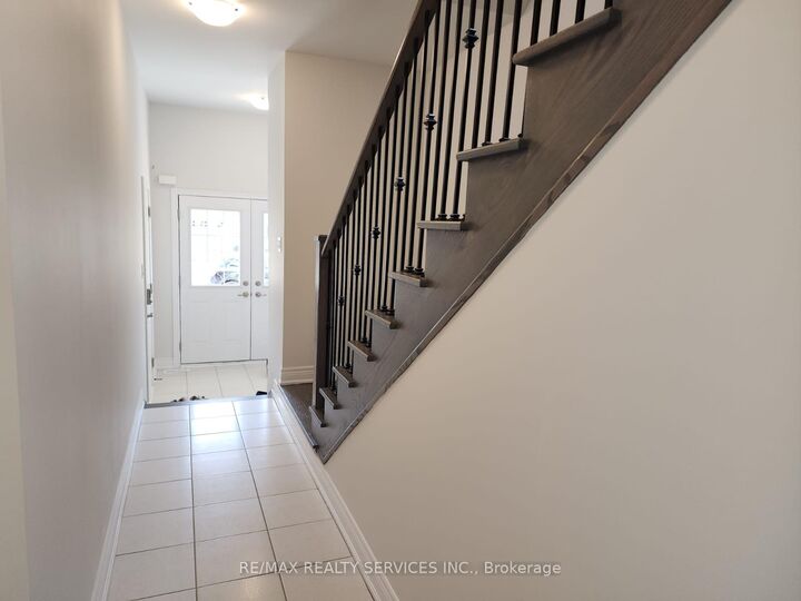 Property Photo:  46 Branigan Crescent  ON L7G 0N1 