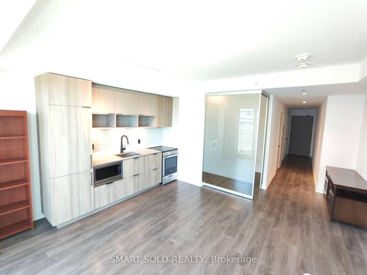 Property Photo:  60 Tannery Road 905  ON M5A 0S8 