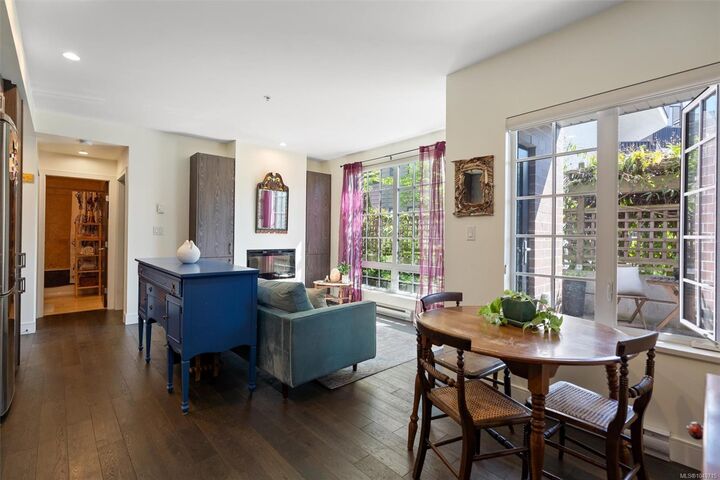 Property Photo:  1011 Burdett Ave #105  BC V8V 3G9 