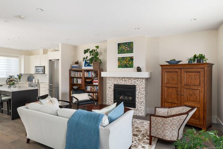 Property Photo: 2419 Malaview Ave #2 BC V8L 2G4
