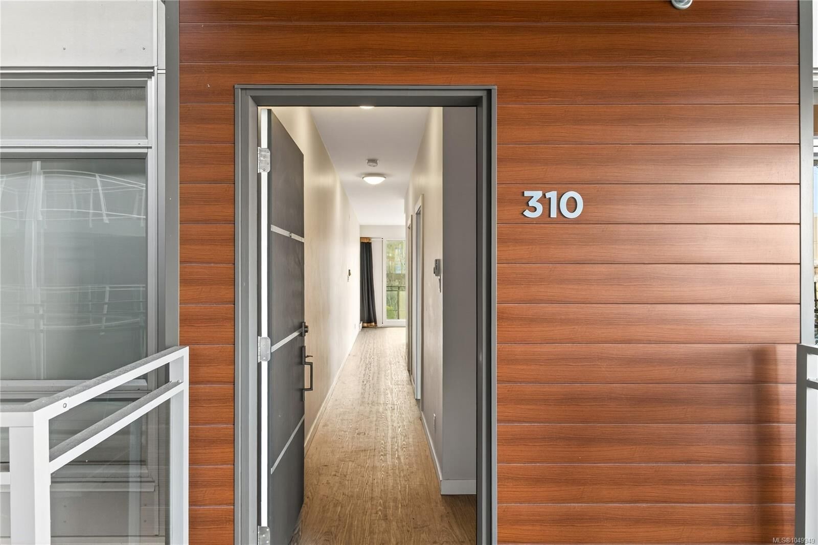 Property Photo:  91 Chapel St #310  BC V9R 0J3 