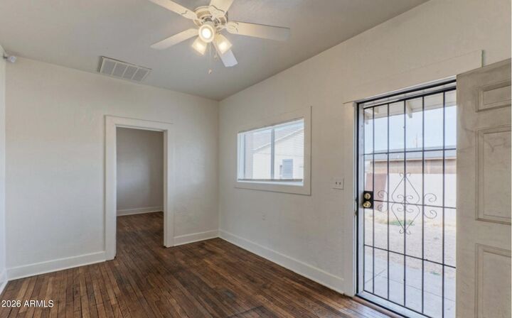 Property Photo:  2032 W Adams Street Unit 1  AZ 85009 