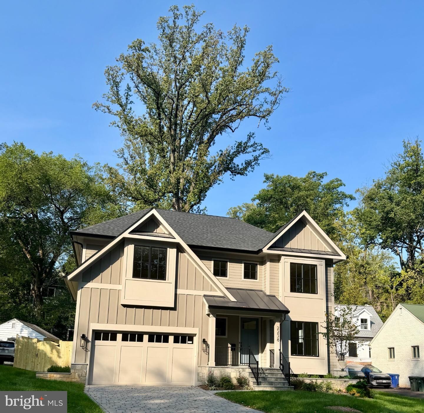Property Photo:  2238 N Vermont Street  VA 22207 