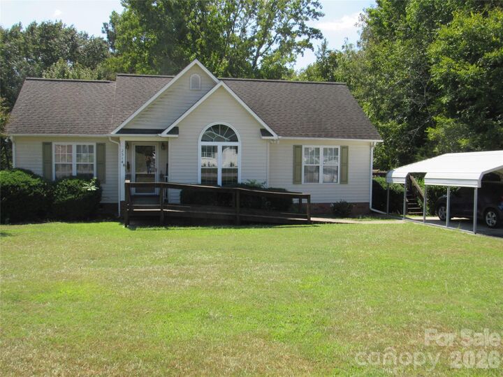 Property Photo: 2514 Oxford Circle SC 29720
