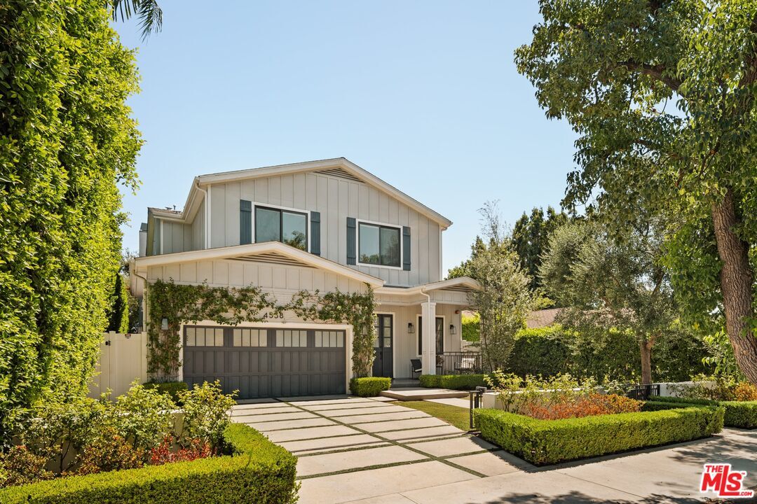 Property Photo:  4538 Camellia Ave  CA 91602 