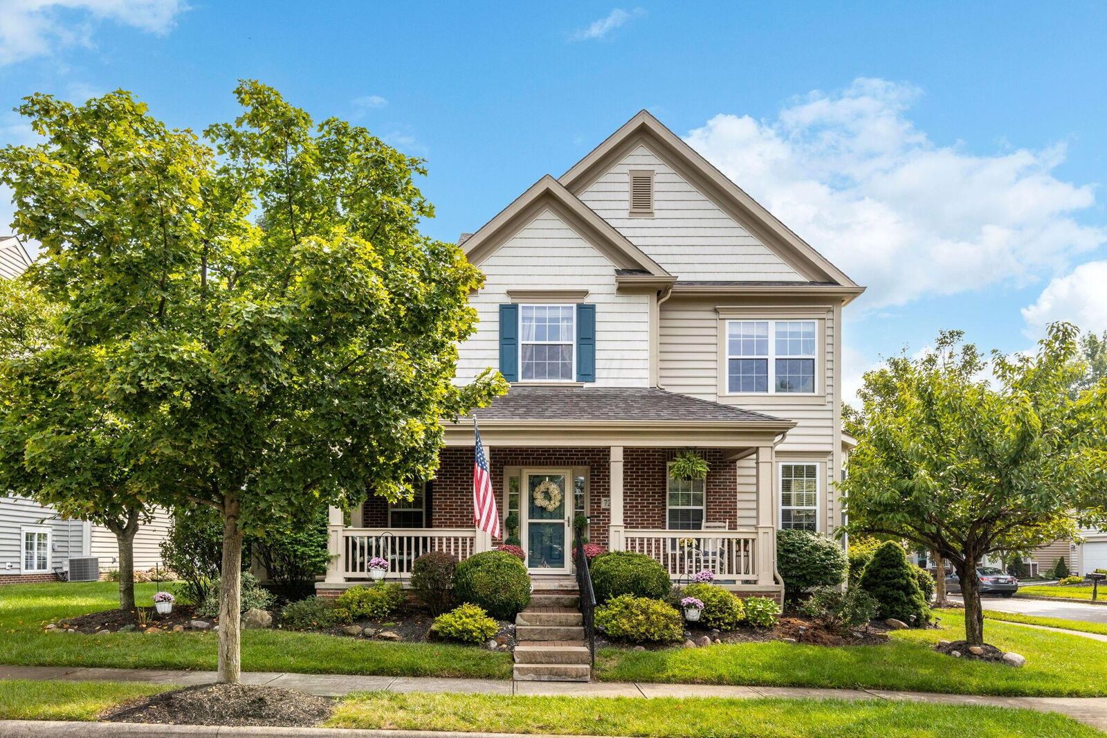 Property Photo:  722 Olde Mill Drive  OH 43082 
