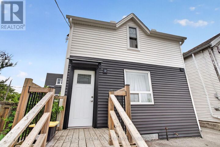 Property Photo:  211 Clarence Street Upper  ON N6B 2J9 