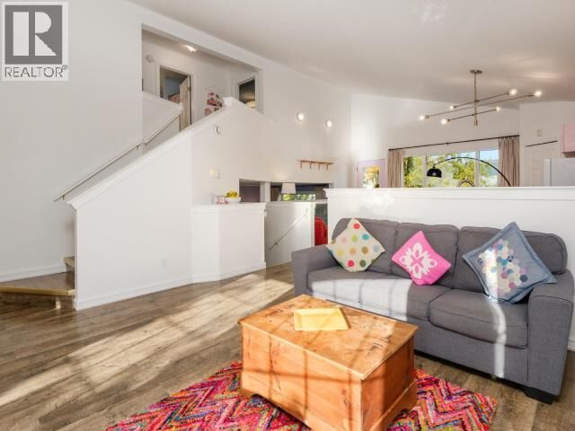 Property Photo:  11 Lazulite Drive  YT Y1A 6A5 