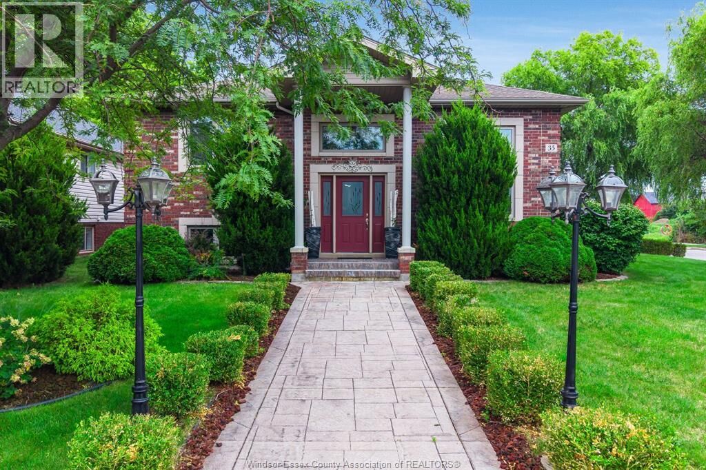 Property Photo:  35 Normandy Avenue  ON N9Y 4E9 