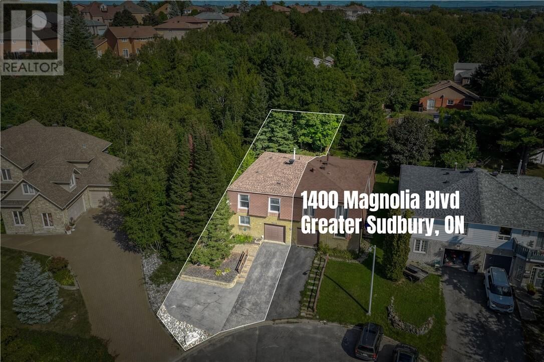 Property Photo:  1400 Magnolia Boulevard  ON P3A 4V2 