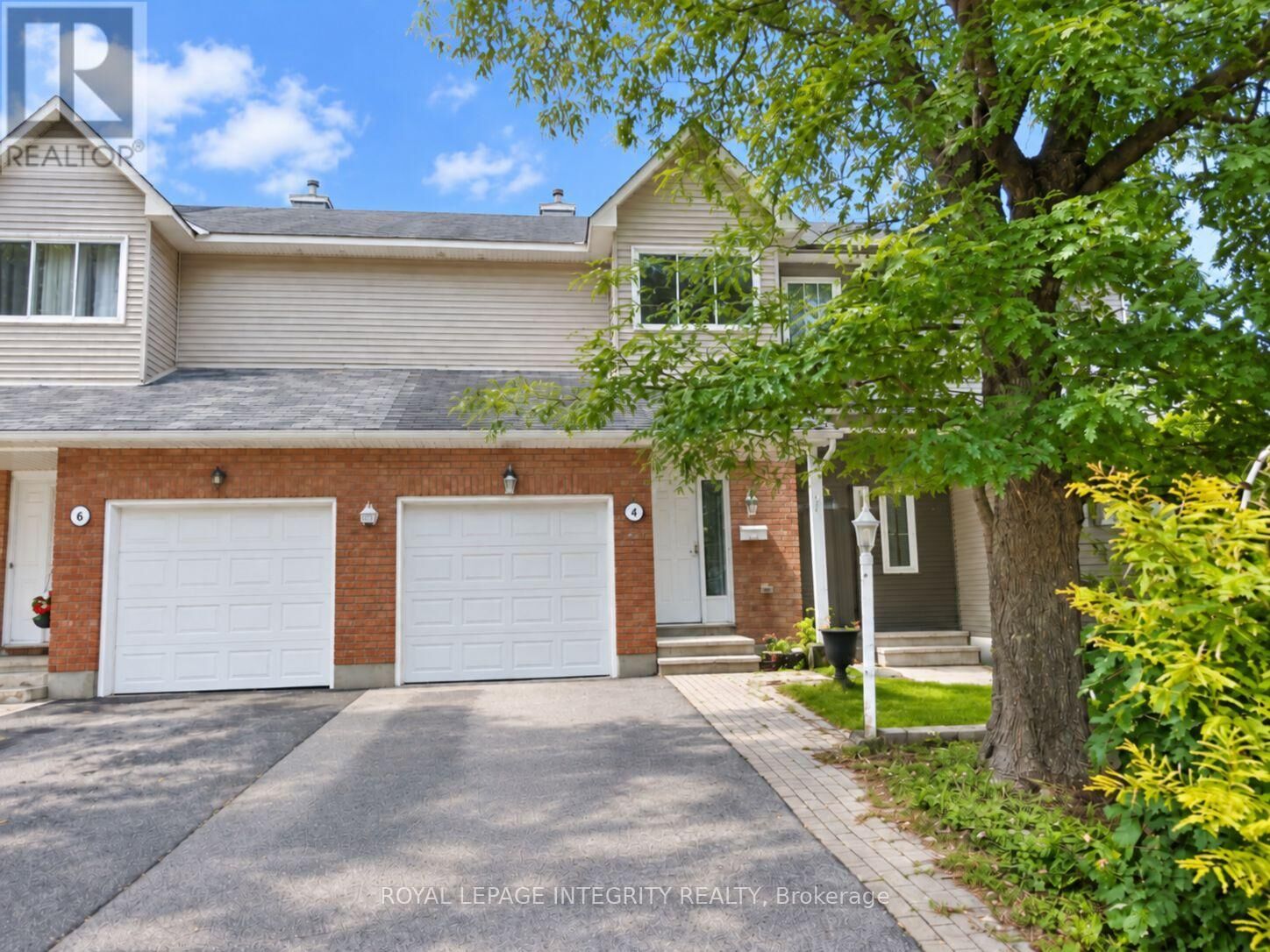 Property Photo:  4 Rueter Street  ON K2J 3Z9 
