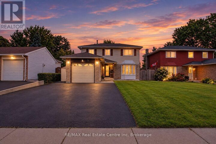 Property Photo:  78 Rolling Meadows Drive  ON N2N 1T6 