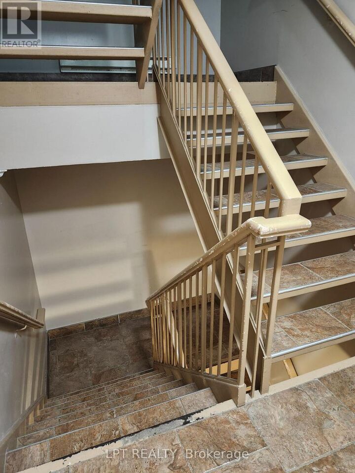 Property Photo:  1265 Bentley Drive 204  ON N5V 4M4 