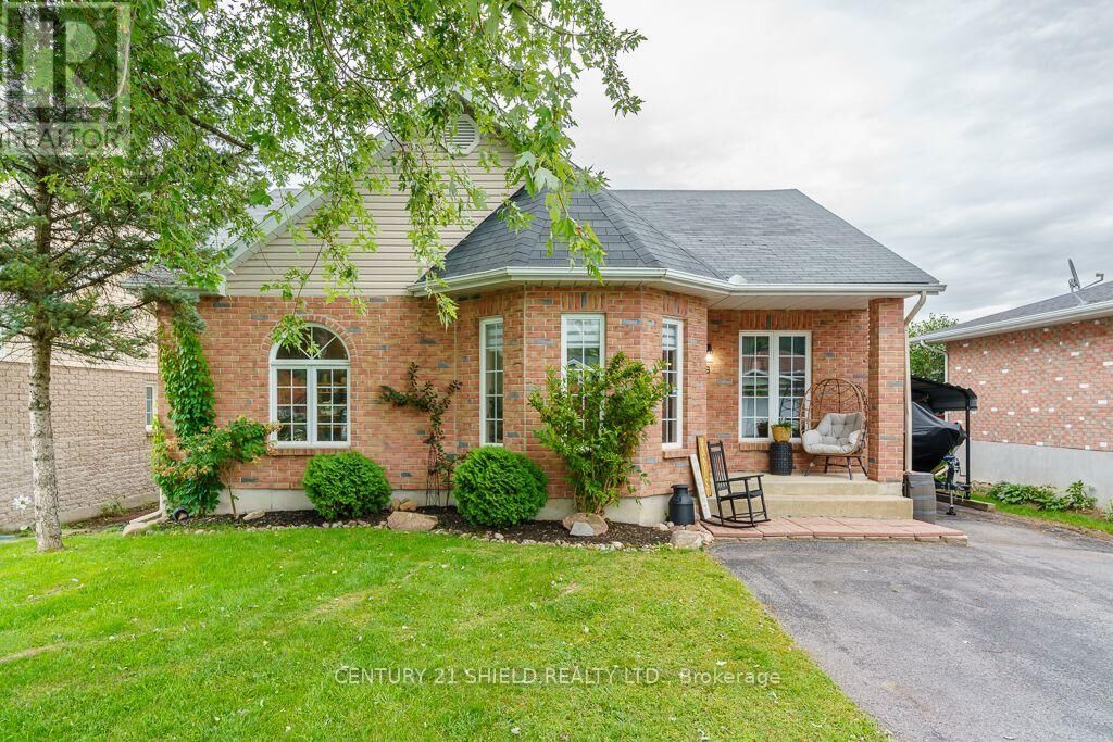 Property Photo:  48 Barnhart Drive  ON K0C 1P0 