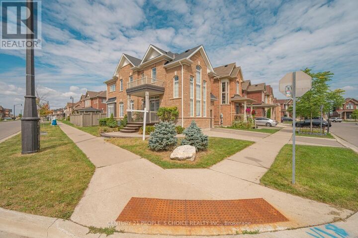 Property Photo:  359 Robert Parkinson Drive  ON L7A 0G1 