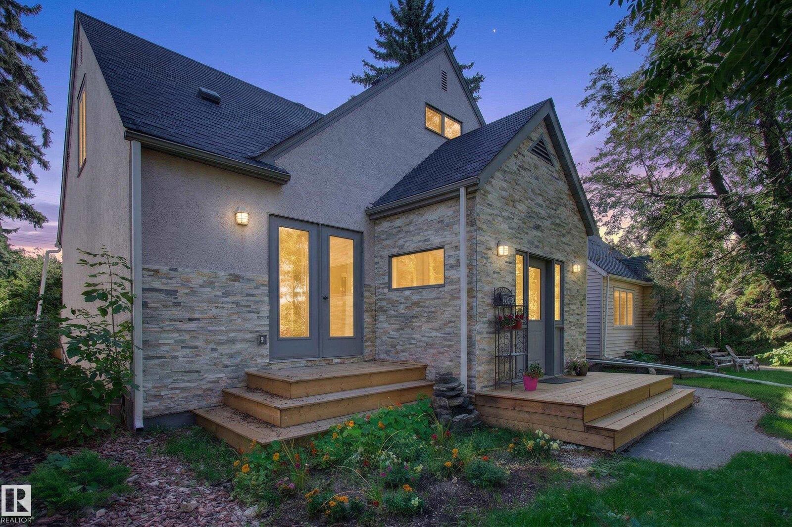 Property Photo: 6807 112A Street NW AB T6H 3K5