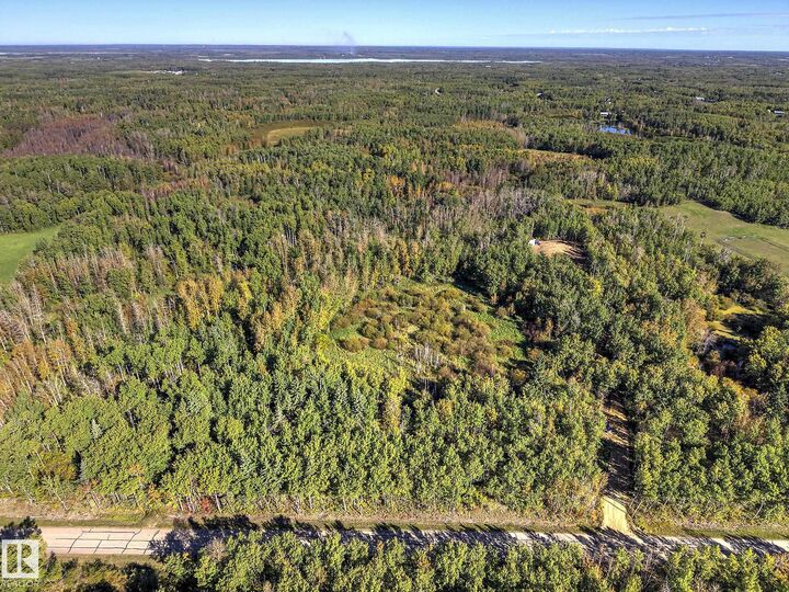 Property Photo:  20440 Twp Rd 510  AB T8G 1E5 