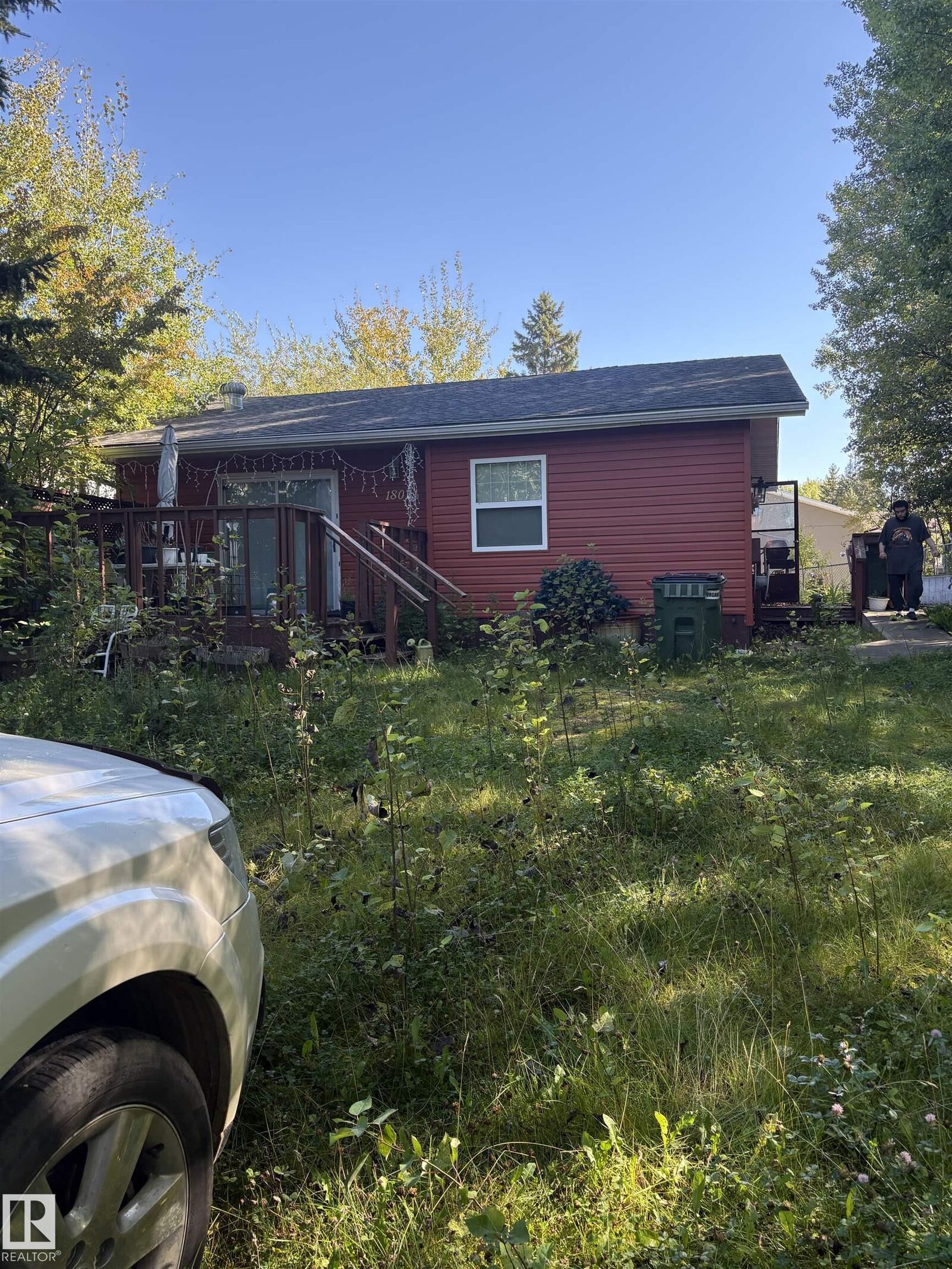 Property Photo:  1807 Cove Cresent  AB T0E 0L0 
