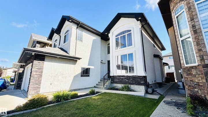 Property Photo:  1515 68 Street SW  AB T6X 0G8 