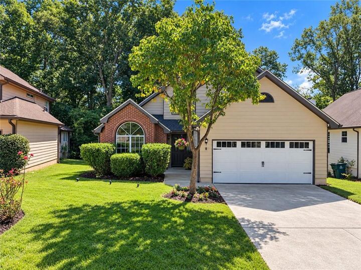 Property Photo: 8910 S Somerset Lane GA 30004