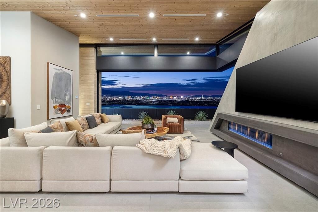 Property Photo:  705 Dragon Peak Drive  NV 89012 