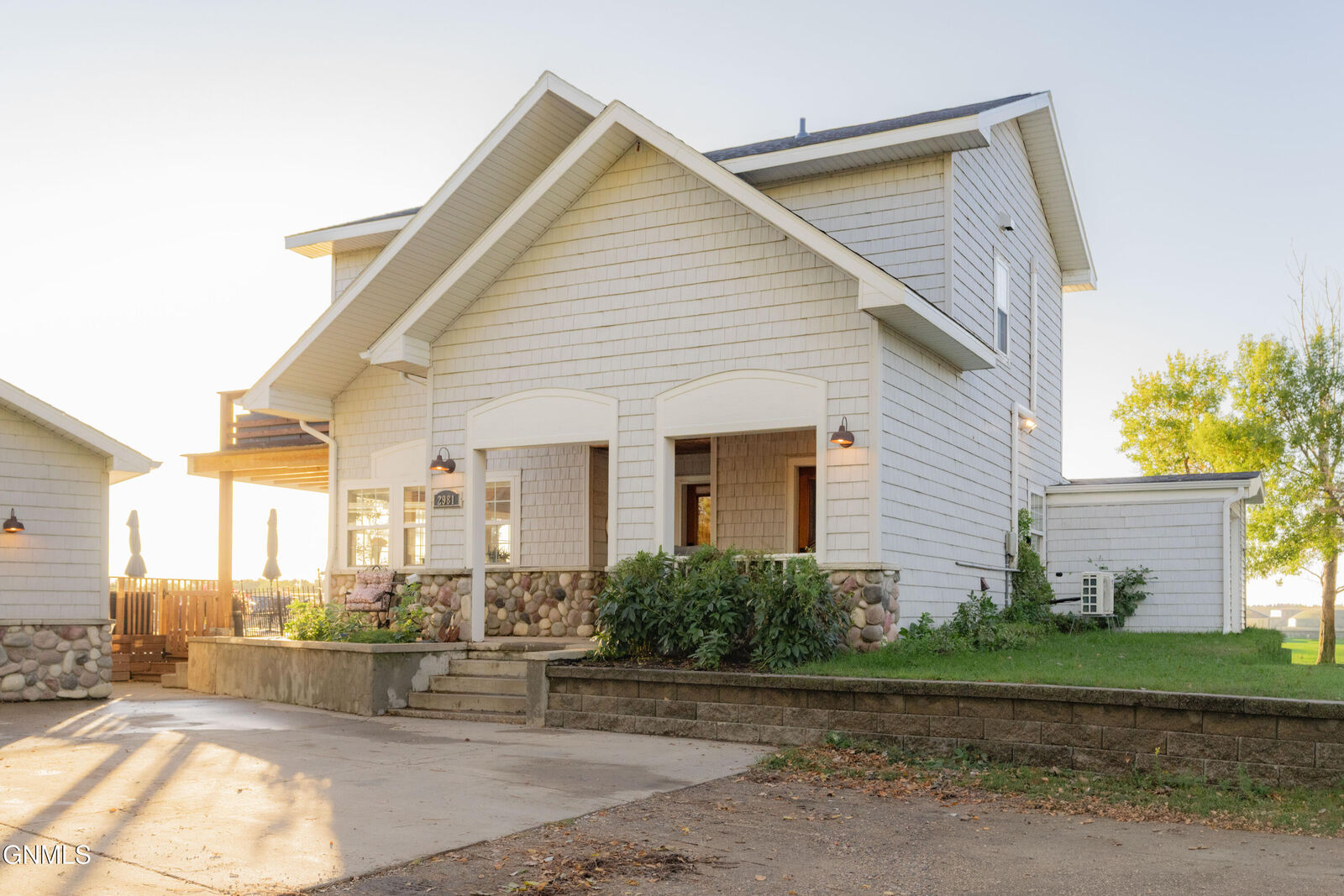 Property Photo:  2981 East Lakeside Road  ND 58401 