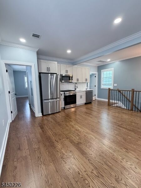 Property Photo: 8 Essex St NJ 07110