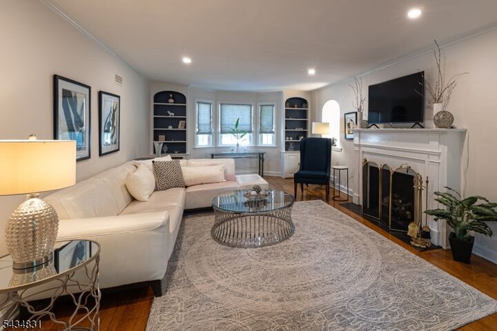 Property Photo:  200 Wychwood Rd  NJ 07090 