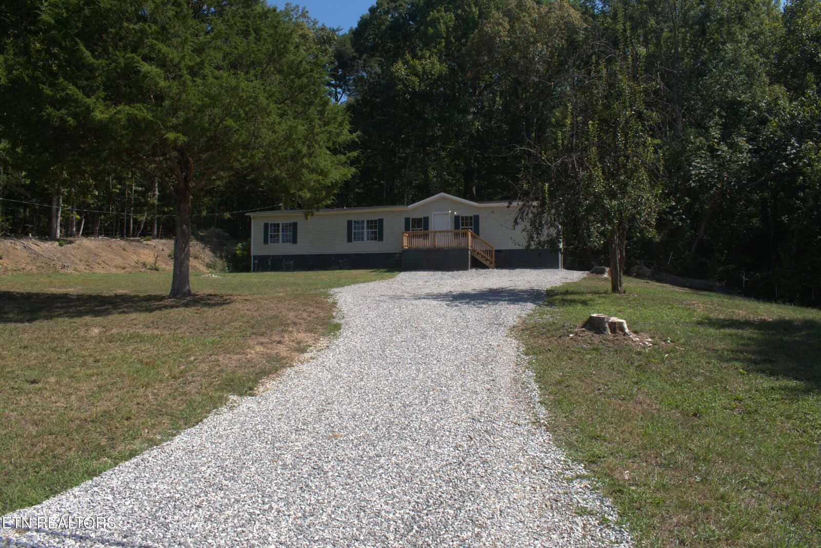 Property Photo:  2549 River Rd  TN 37763 