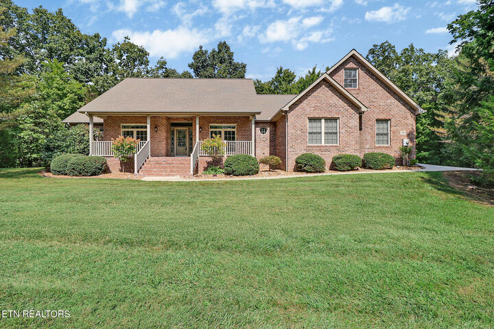 Property Photo:  19 Kingsbridge Lane  TN 38558 