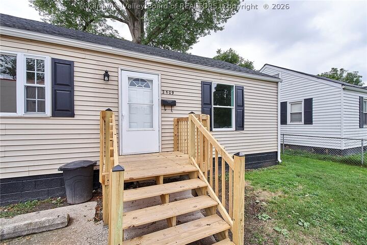 Property Photo:  2509 Harrison Avenue  WV 25177 