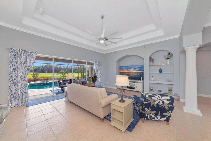 Property Photo:  817 Maritime Court  FL 34212 