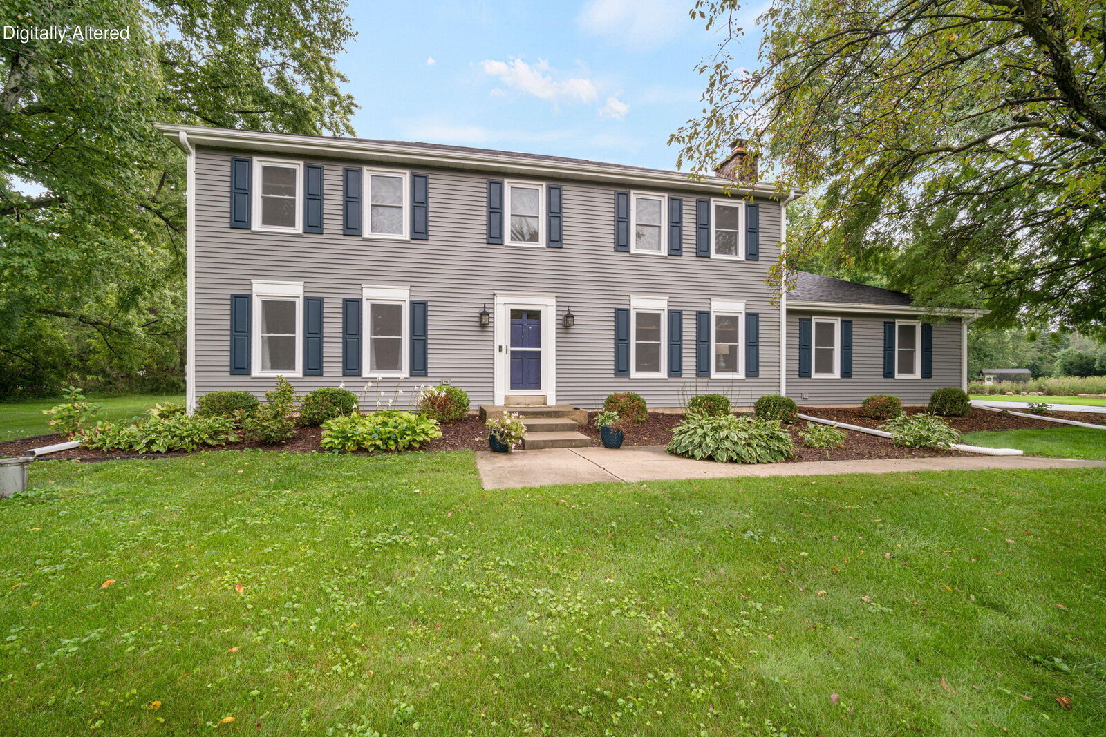 Property Photo: 1626 Devonshire Dr WI 53012