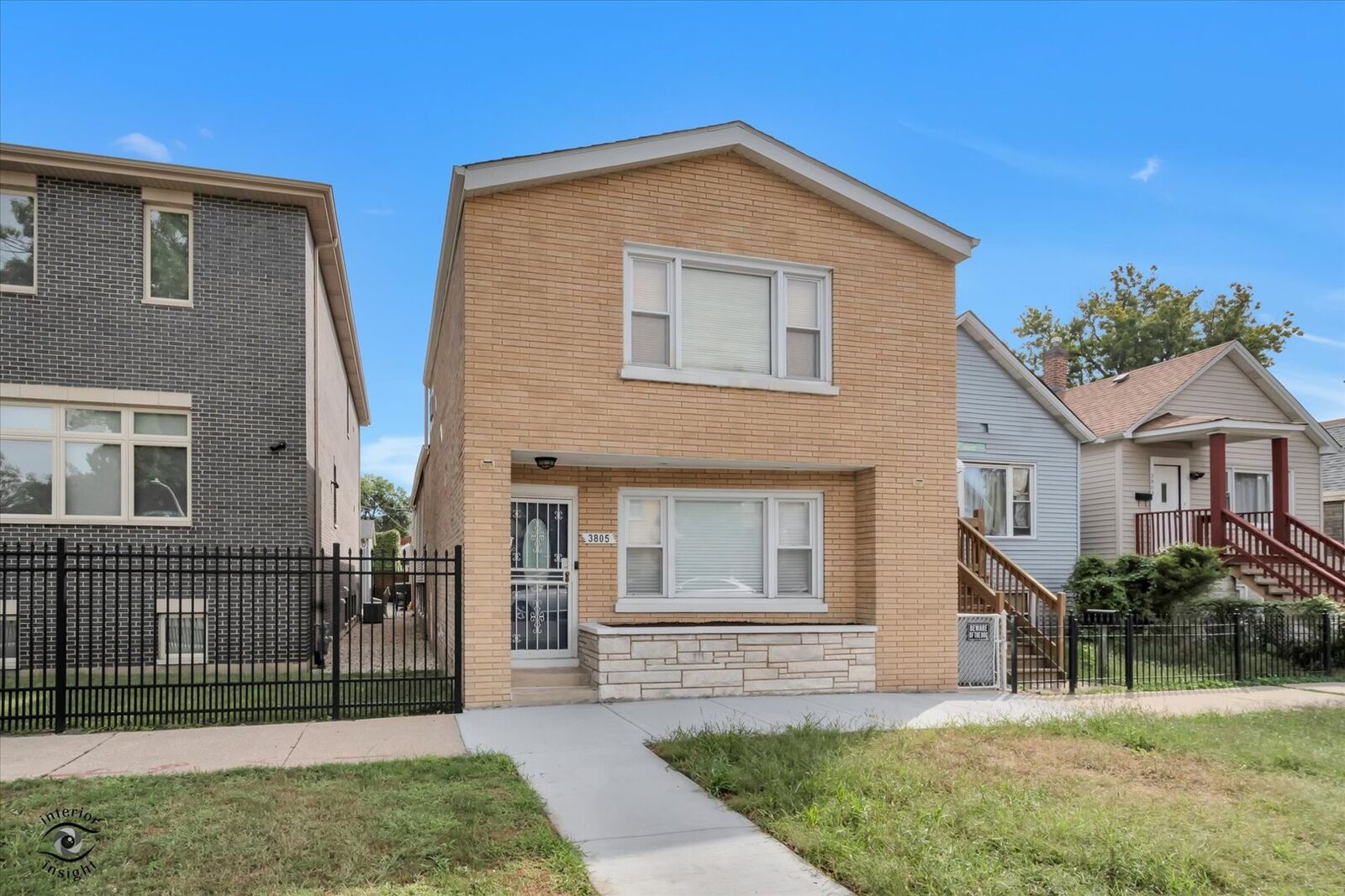 Property Photo: 3805 S Honore Street IL 60609