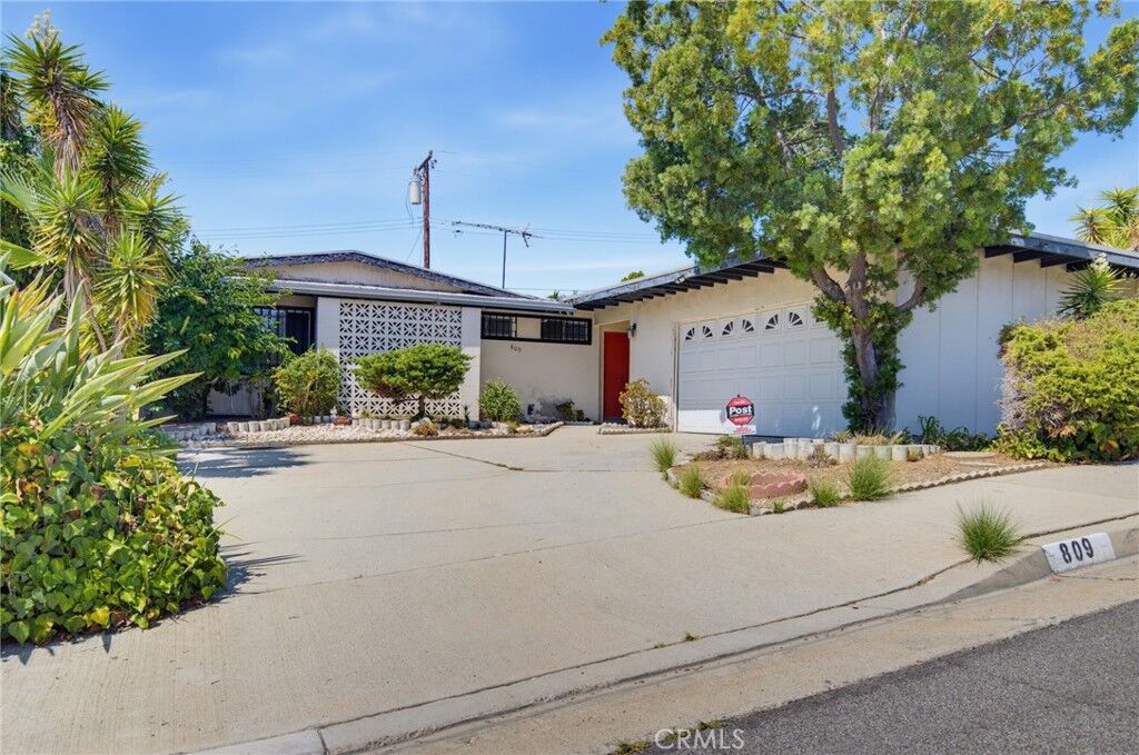 Property Photo:  809 Malone  CA 90640 
