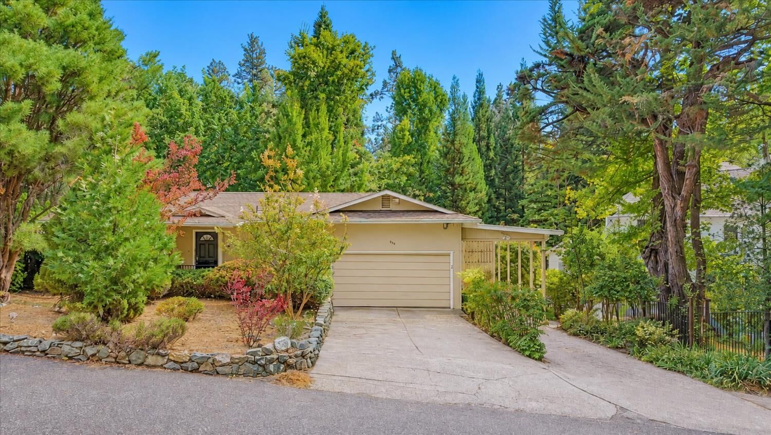 Property Photo:  530 Nevada Street  CA 95959 