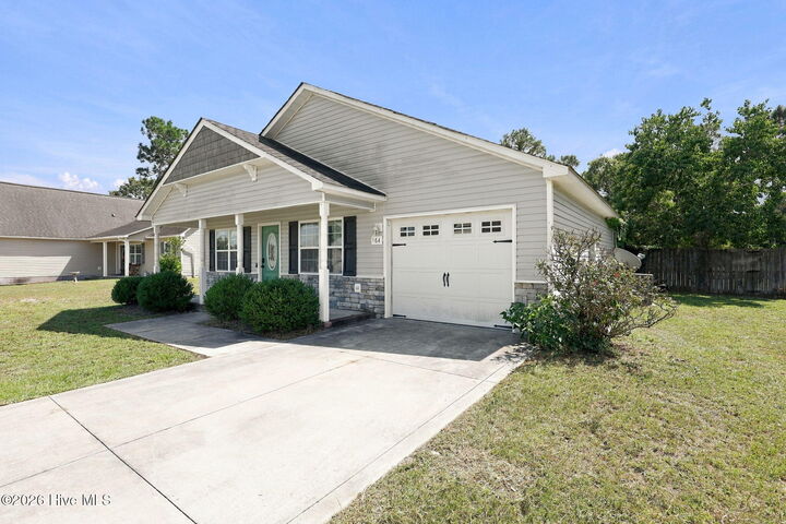 Property Photo:  164 Rosemary Avenue  NC 28539 