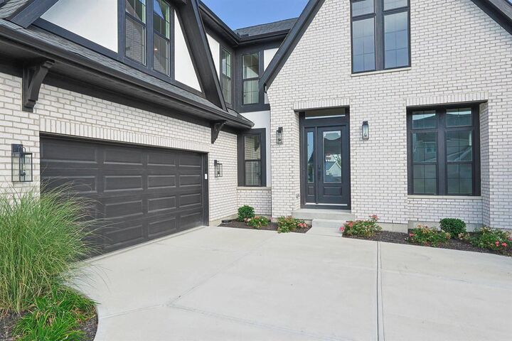 Property Photo:  918 Fairbanks Lane  KY 41071 