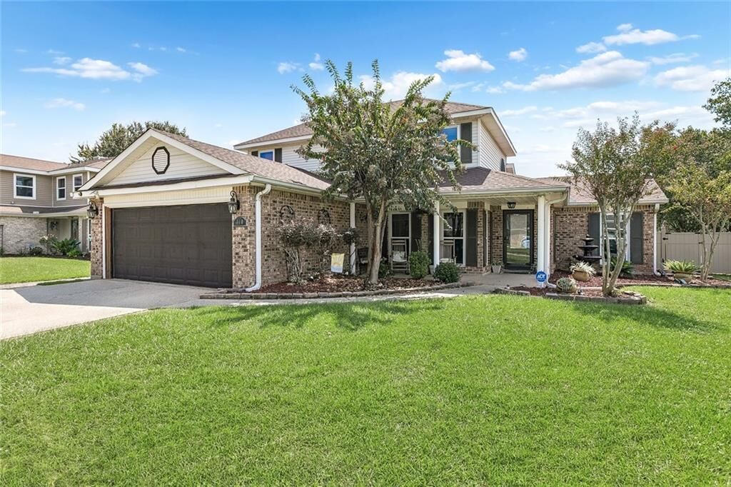 Property Photo:  110 Honeywood Drive  LA 70461 