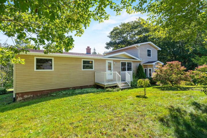 Property Photo:  14 Gordon Stewart Drive  NS B3V 1C6 